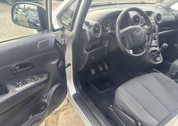 Kia Carens cena 14900 przebieg: 199000, rok produkcji 2008 z Szczecin małe 742